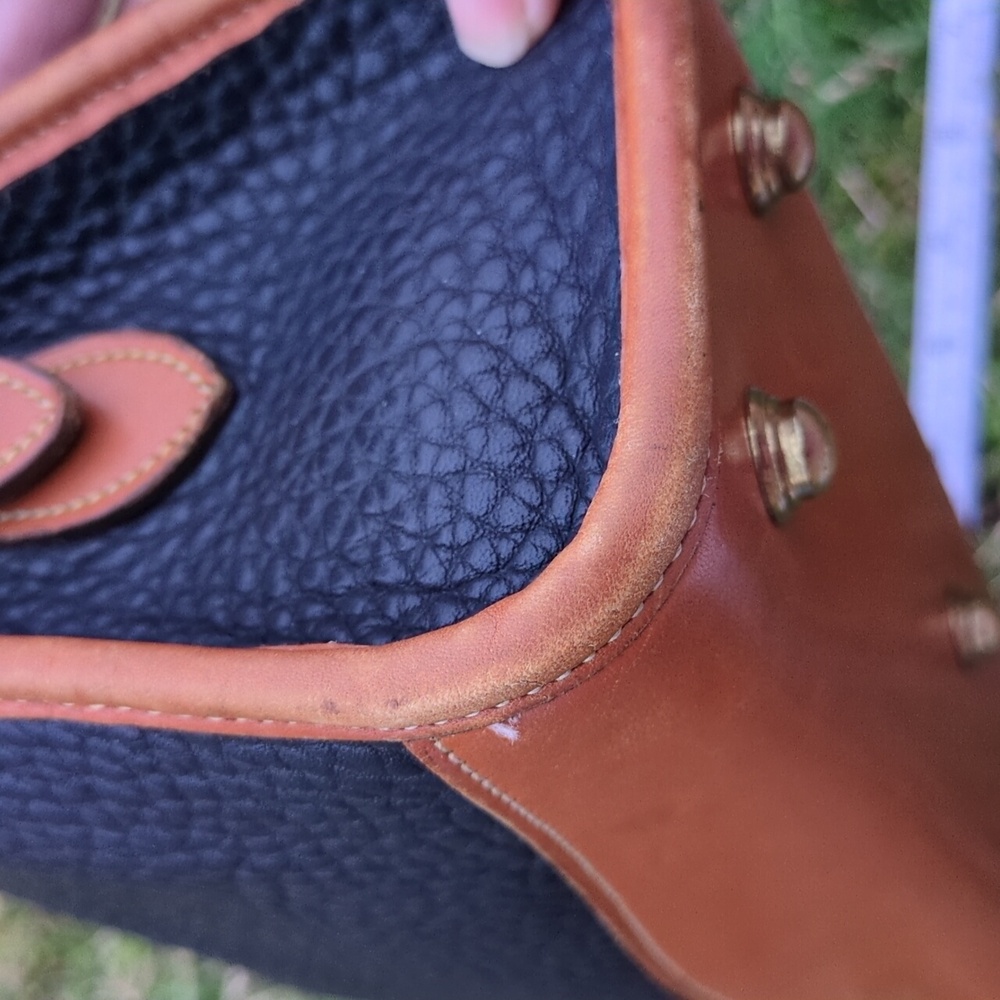 Dooney & Bourke Vintage Pebbled All Weather Leather Crossbody Navy Purse - Picture 11 of 16